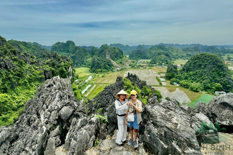 Mua Cave entrance fee