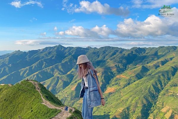 Ninh Binh To Ta Xua Limousine - Ninh Binh Private Car