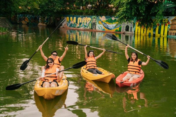 Kayaking in Ninh Binh - Ninh Binh Private Car