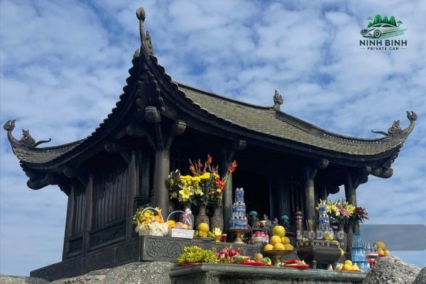 Ninh Binh To Yen Tu By Luxury Car - Ninh Binh Private Car