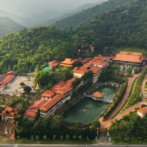 Ninh Binh To Yen Tu Limousine - Ninh Binh Private Car