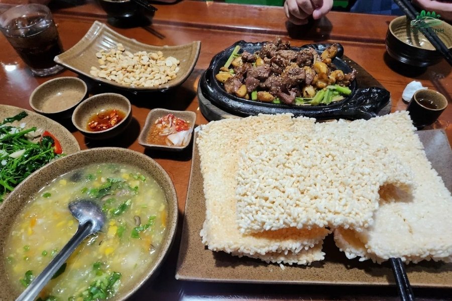 Restaurants In Ninh Binh - Ninh Binh Private Car