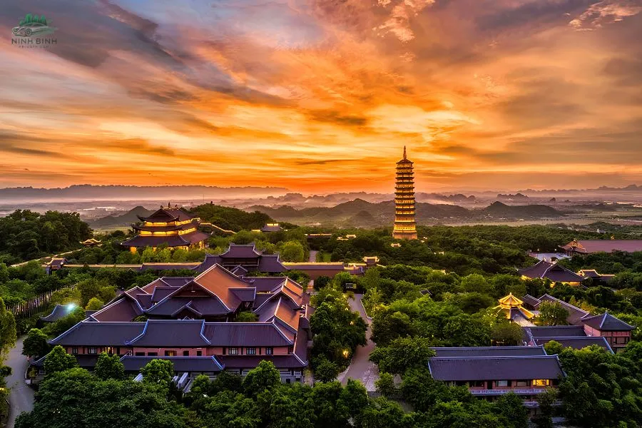 Bai Dinh Pagoda - Ninh Binh Private Car